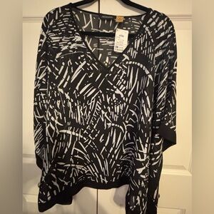 2 pc. Black and White Patterned Blouse